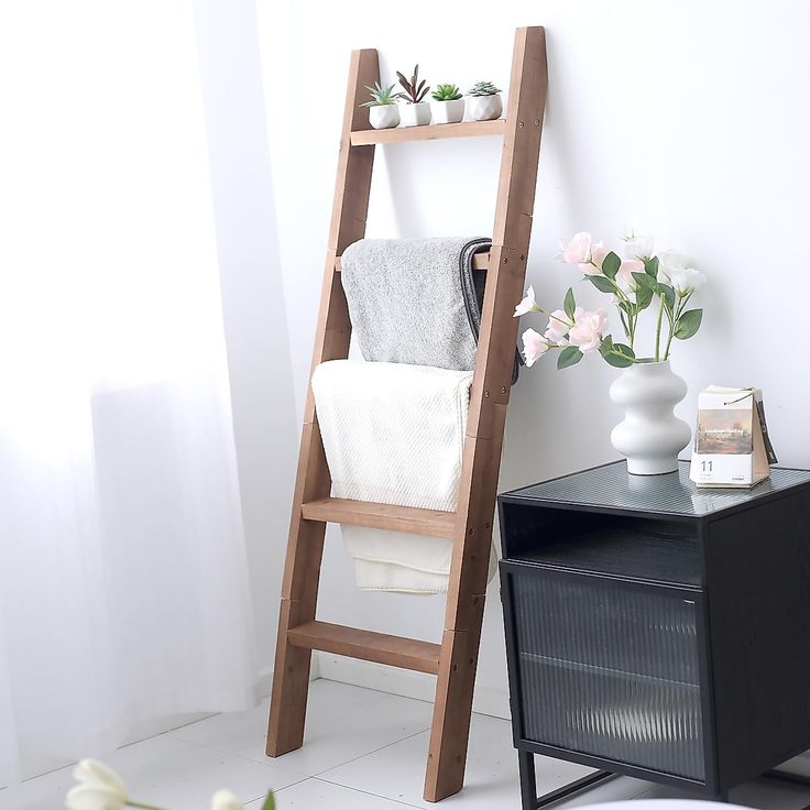 Wooden Ladder Rack (Towel / Blanket Rack)